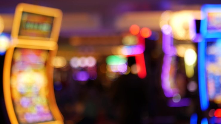 Rangkaian permainan slot dan dealer langsung di sensasi55